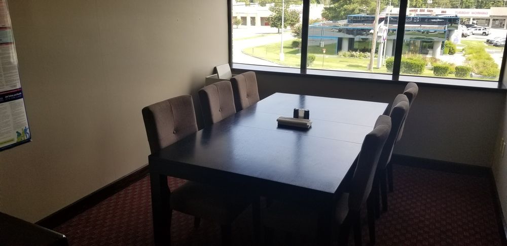 OWNER/INVESTOR OFFICE BUILDING/STRATEGIC LOCATION: 2725 Cantrell Rd, Little Rock, AR 72202